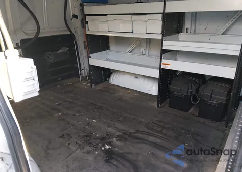 2015 Chevrolet Express 2500 Work Van z USA, uszkodzony, nr VIN 1GCWGFCF8F1166780